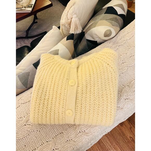 La Maille Sezane Emile Cardigan in Pastel Yellow XS 💛✨ - Picture 13 of 14